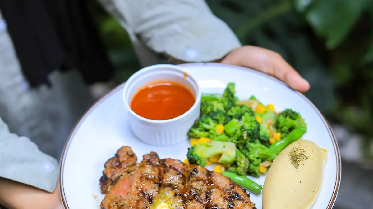 FAVORIT: Wagyu rump merupakan salah satu menu favorit yang memiliki tekstur daging yang lembut dan juicy.