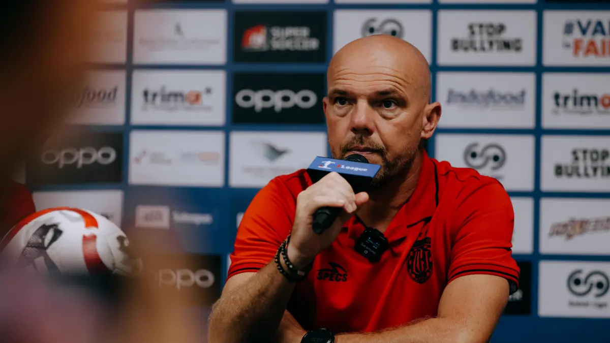 Johnny Jansen memastikan Bali United siap meladeni perlawanan Malut United. (Foto: Bali United/Official)