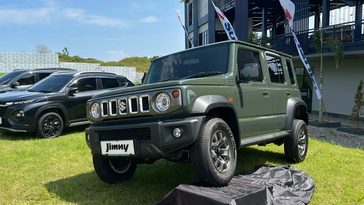 KENDARAAN LEGENDARIS: Jimny merupakan kendaraan legendaris yang terus berevolusi sejak pertama kali diperkenalkan pada era 1970-an.
