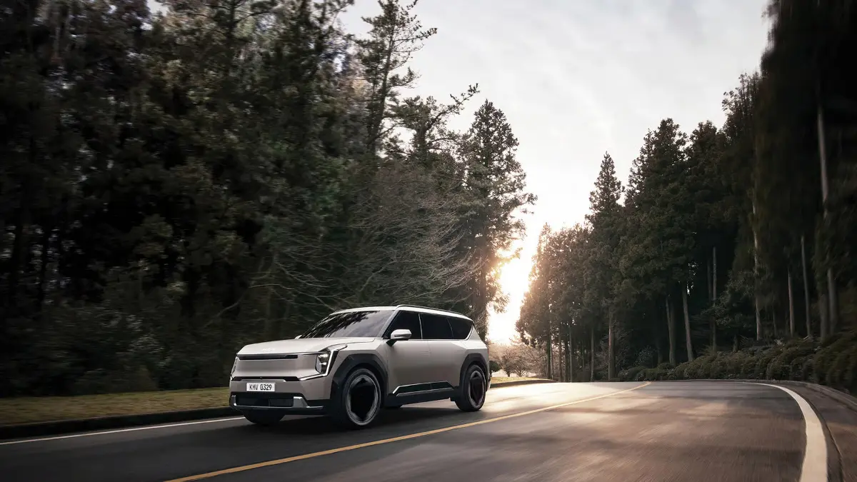 Kia EV9 GT hadir sebagai SUV listrik modern dengan performa tinggi, fitur intuitif, dan efisiensi pengisian cepat untuk kebutuhan harian. 