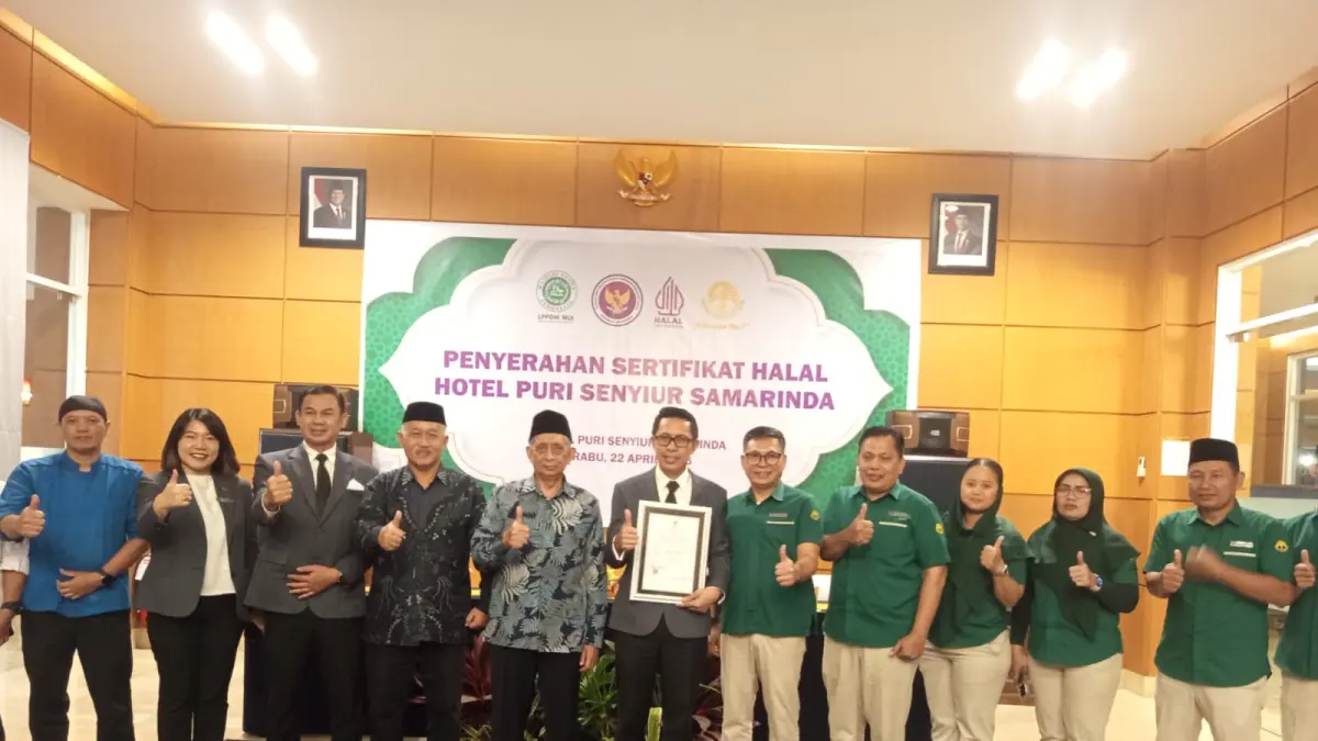 Penyerahan sertifikat halal Hotel Puri Senyiur Samarinda, Rabu, 22 April 2026. (IST)