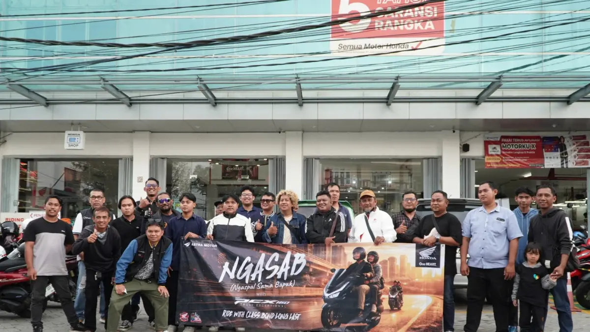 SERU: Astra Motor Kaltim 1 memfasilitasi acara NGASAB (Ngaspal Bareng Bapak) untuk komunitas Honda PCX 160.