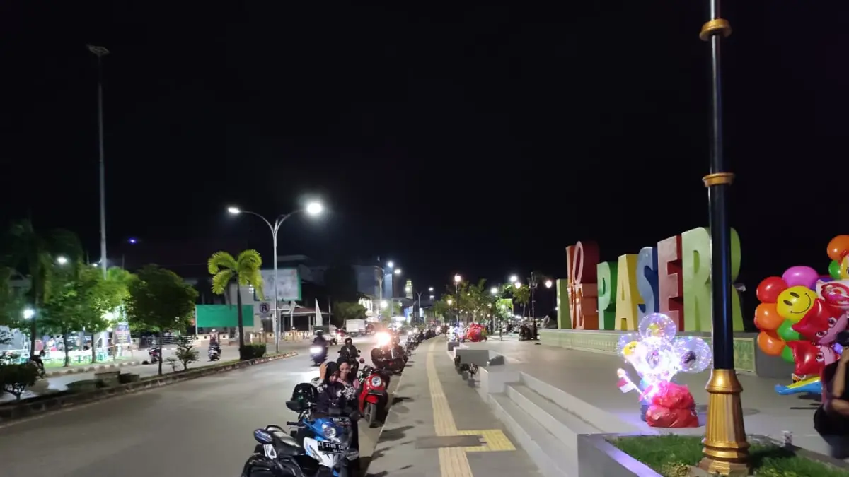 Kawasan Siring Kandilo ini akan ditata ulang agar lebih rapi dan tidak ada kesan kumuh karena beberapa titik belum dibenahi. (Najib/KP)

&nbsp;