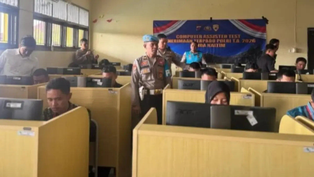 TES: Calon peserta seleksi penerimaan Akpol jalani tes psikologi menggunakan Computer Assisted Test (CAT).