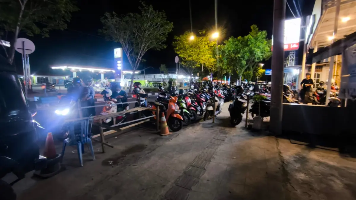 BELUM OPTIMAL: Pendapatan dari retribusi parkir tepi jalan di Bontang masih rendah pada triwulan pertama ini. FOTO: ADIEL KUNDHARA/KP