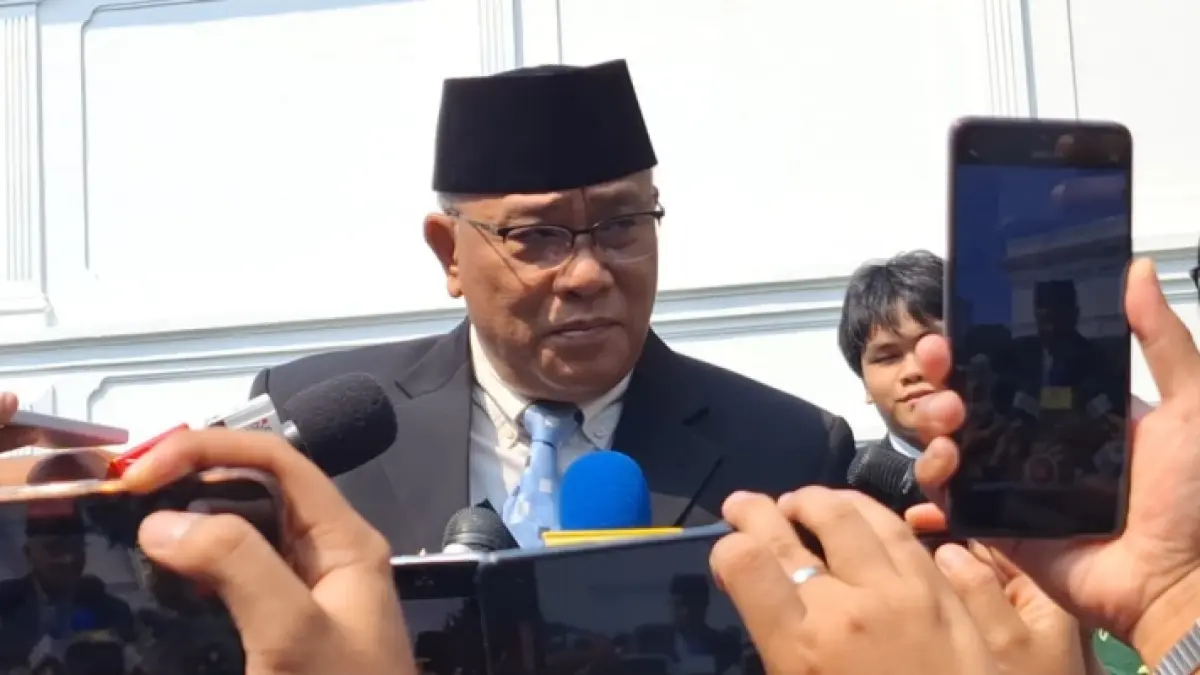 Mohammad Jumhur Hidayat dilantik sebagai Menteri Lingkungan Hidup/Kepala Badan Pengendalian Lingkungan Hidup. (ist)