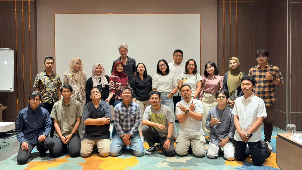 TANGKAL DISINFORMASI: Para peserta pelatihan ToT Countering Climate Disinformation di Samarinda.