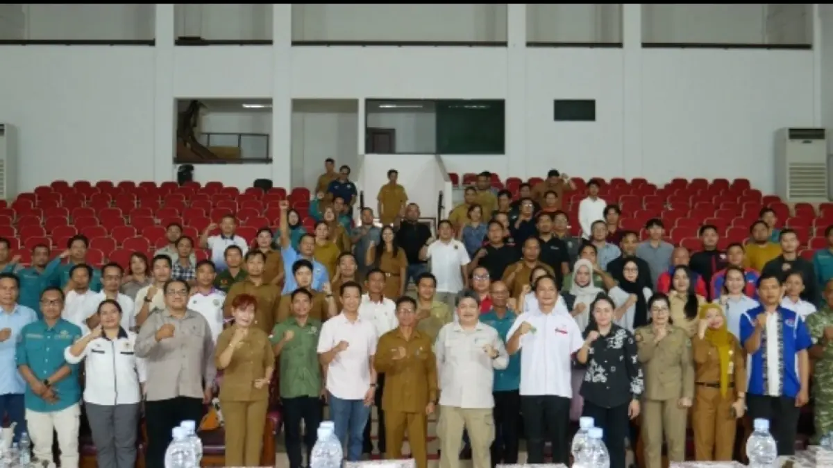 KOMPAK: Suasana rapat kerja Dispora Kubar bersama KONI, KORMI dan SPINA.&nbsp;