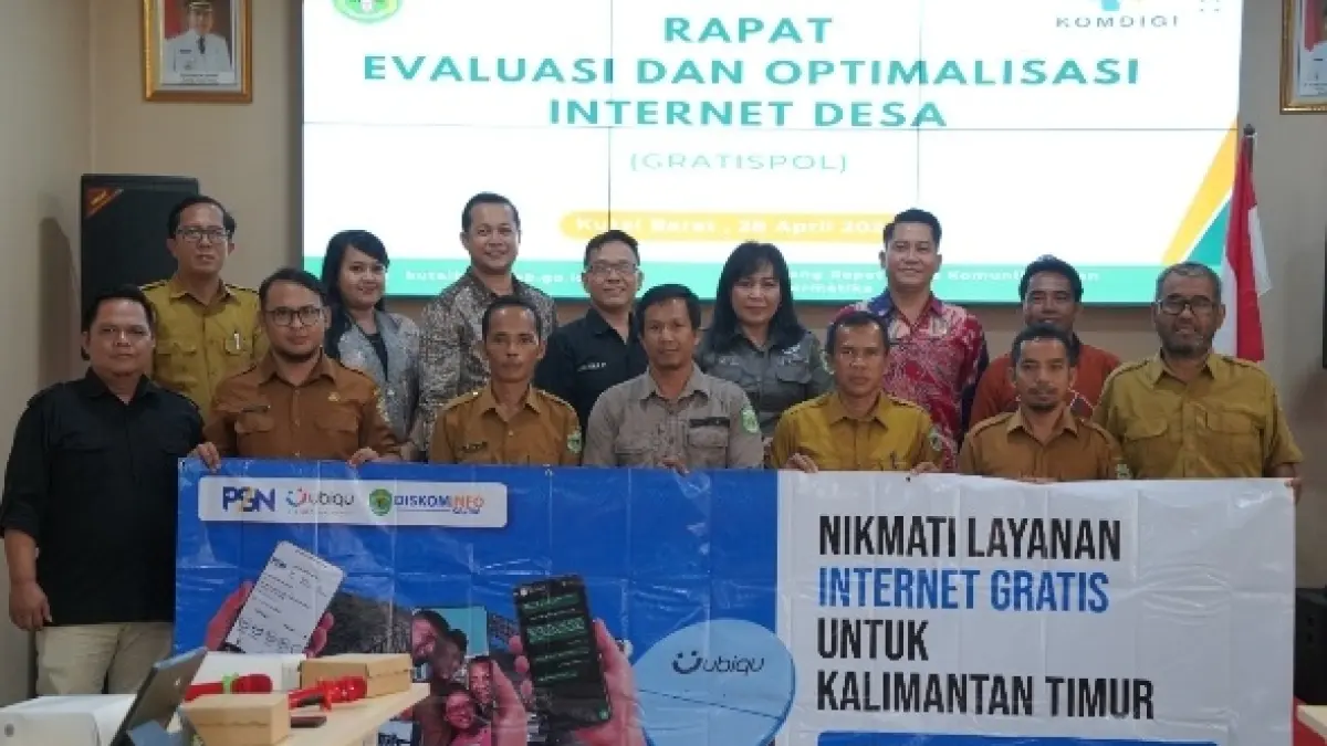 Rapat evaluasi perkuat program internet desa. 