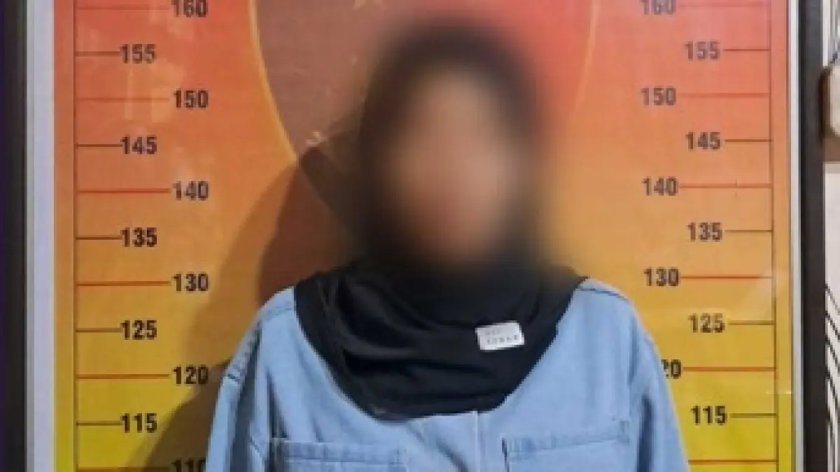 RW, ibu kandung dari bayi baru lahir yang ditemukan meninggal dunia di Loa Kulu, Kutai Kartanegara, kini ditetapkan tersangka dan telah ditahan.