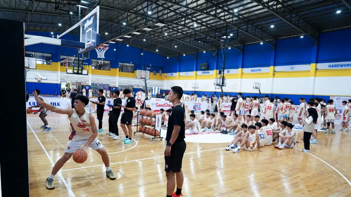 Suasana DBL Camp 2026 di DBL Academy East Jakarta, saat ratusan student-athlete mengikuti sesi latihan dan pengukuran sport science. (DBL INDONESIA)