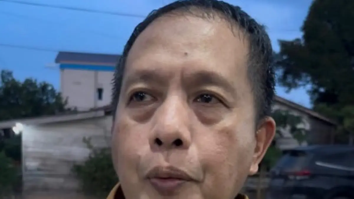 Camat Samboja Barat, Burhanuddin.