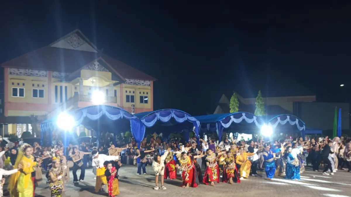 Penampilan Tari Leleng.