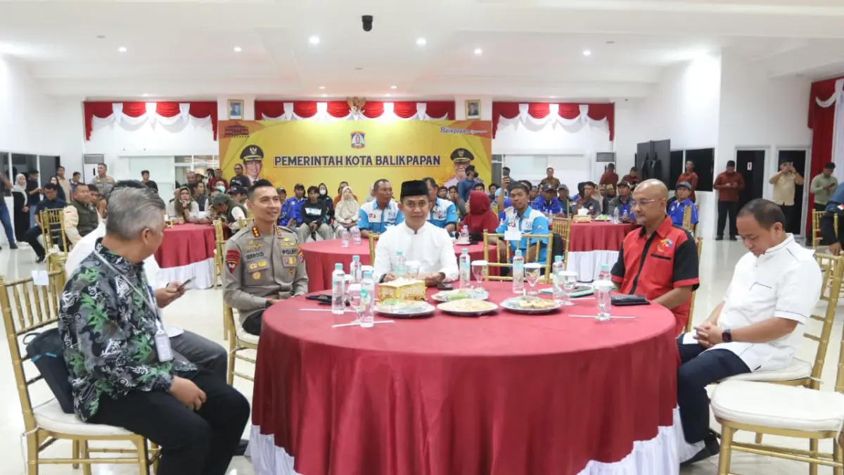 PETISI: Suasana audiensi dalam rangka peringatan May Day 2026 antara buruh dengan Pemerintah Kota Balikpapan. (ANGGI PRADITHA/KP)