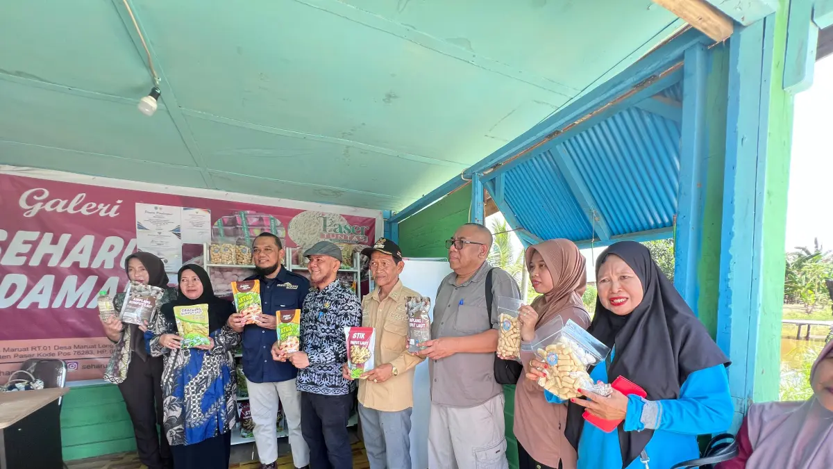 PRODUK DAERASH: Potensi rumput laut Desa Maruat dan Desa Muara Telake di Kecamatan Long Kali tengah dikembangkan oleh Disnakertrans Paser. Najib/KP