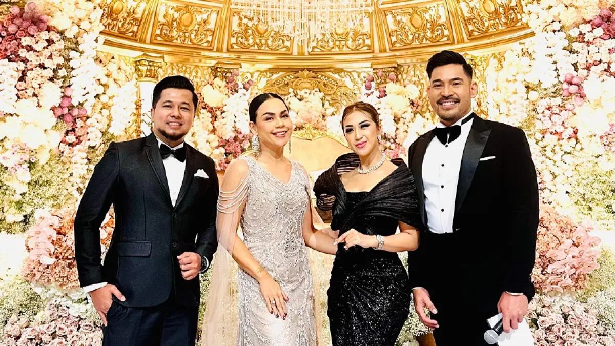 PENGALAMAN BERHARGA: Terus belajar, Reval mendapatkan berbagai dukungan dan kesempatan bertemu berbagai orang termasuk para MC senior di tingkat nasional hingga presiden.