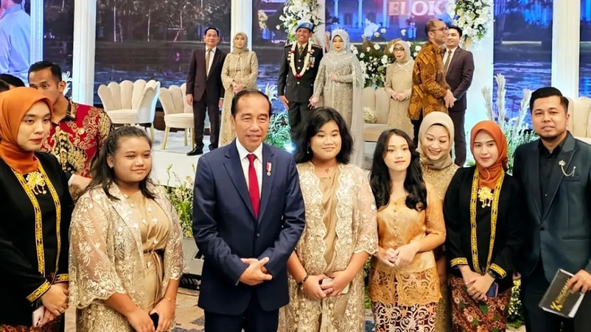 PILIHAN: Menempa diri dari menjadi humas dan protokol di lingkungan Pemkot Balikpapan, Reval kini menjadi salah satu MC kelas wahid yang banyak wara-wiri di berbagai event di Kota Minyak.