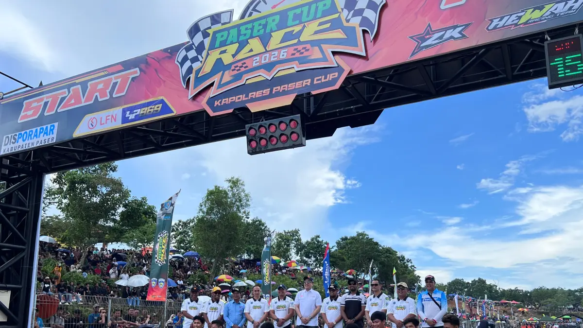 BERI DUKUNGAN: Wakil Bupati Paser Ikhwan Antasari menghadiri momen Paser Cup Race (PCR) 2026/Kapolres Cup, Minggu (3/5/2026).&nbsp;

