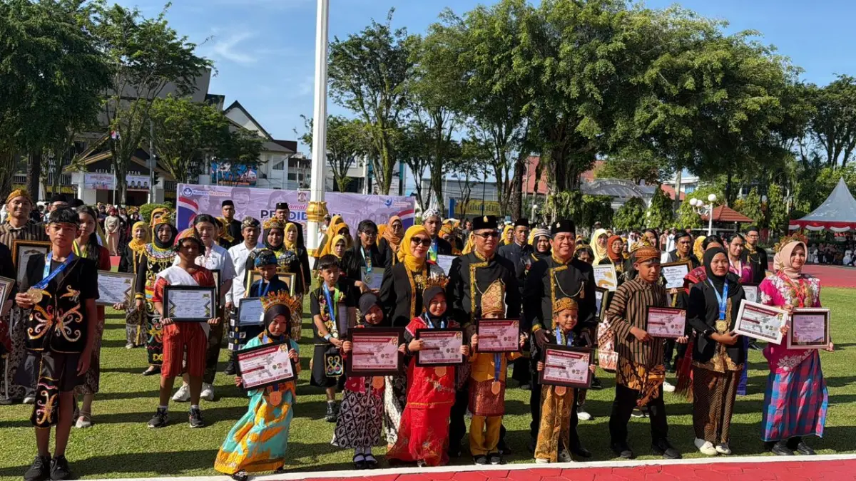 KOMPAK: Perayaan Hardiknas 2026 digelar Pemerintah Kota Balikpapan di halaman Kantor Wali Kota, Sabtu (2/5).&nbsp;