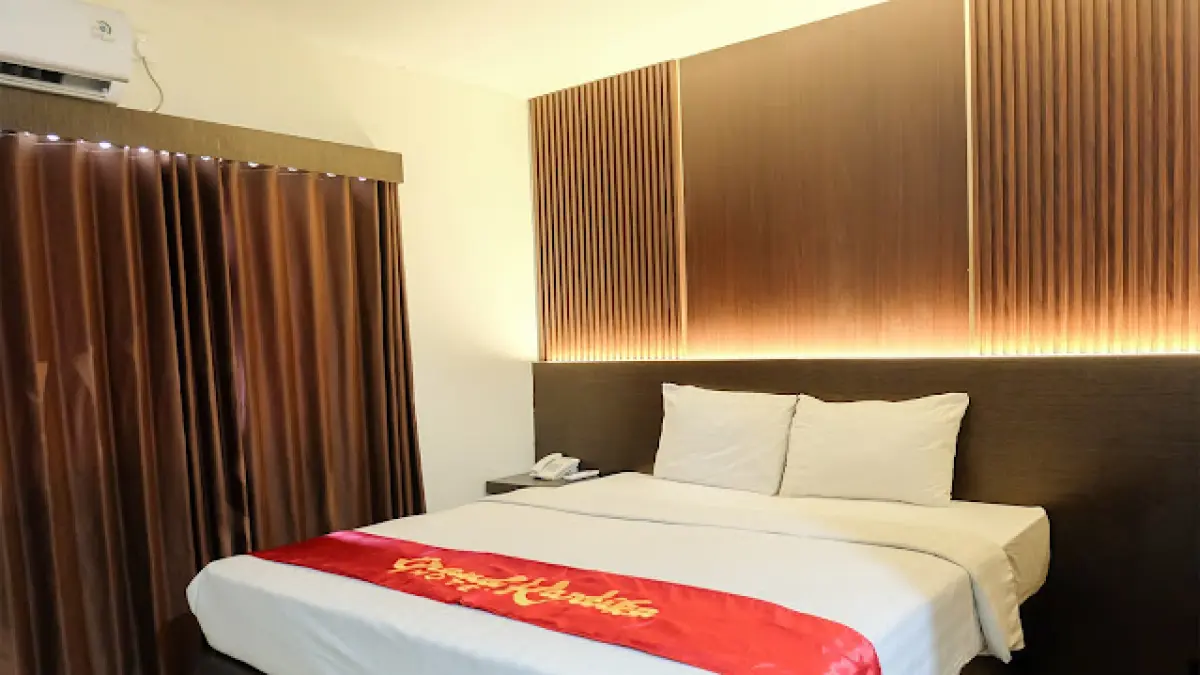 Tipe kamar di Hotel Grand Kartika.
