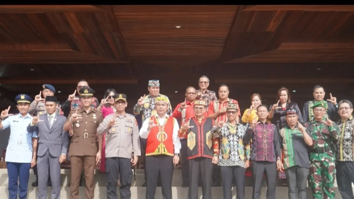 Bupati Kubar Frederick Edwin saat upacara peringatan Hardiknas 2026. (IST)

&nbsp;



&nbsp;