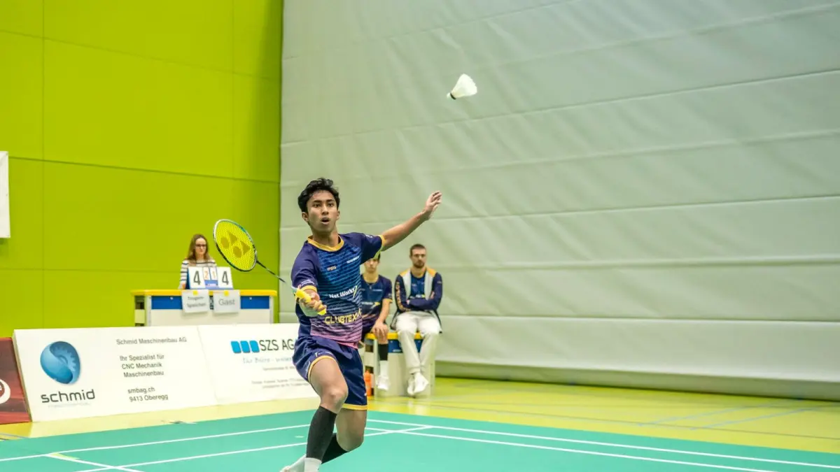 HARUMKAN BONTANG: Pebulu Tangkis asal Bontang Imkia Putramna Arlin turun di ajang internasional bersama timnya BC Trogen–Speicher 1 di Liga Swiss. FOTO: ADIEL KUNDHARA/KP