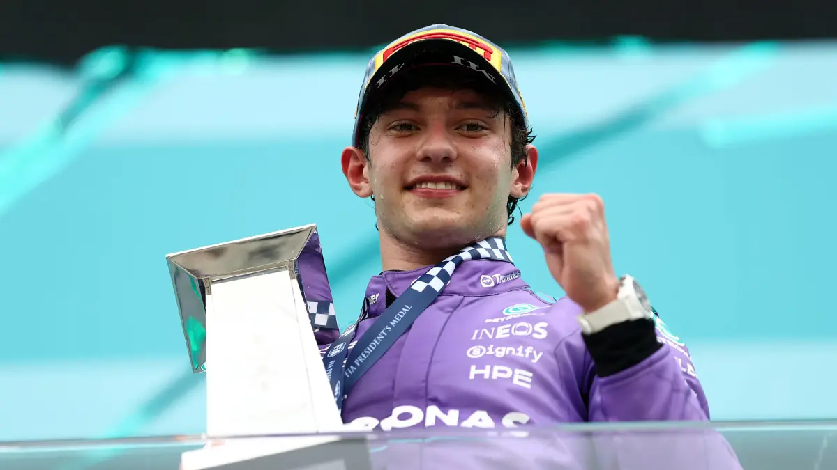 Pebalap Mercedes, Kimi Antonelli memenangi GP Miami, Senin (4/5) dini hari Wita. (FORMULA 1) 
