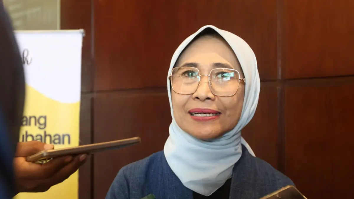 SOLUSI: Ketua Komisi X DPR RI Hetifah Sjaifudian soal pemecahan masalah sosial di sekolah. (ANGGI PRADITHA/KP)