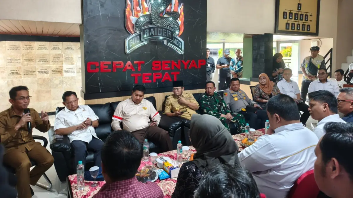TANGGAPI KELUHAN: Wali Kota Balikpapan Rahmad Mas