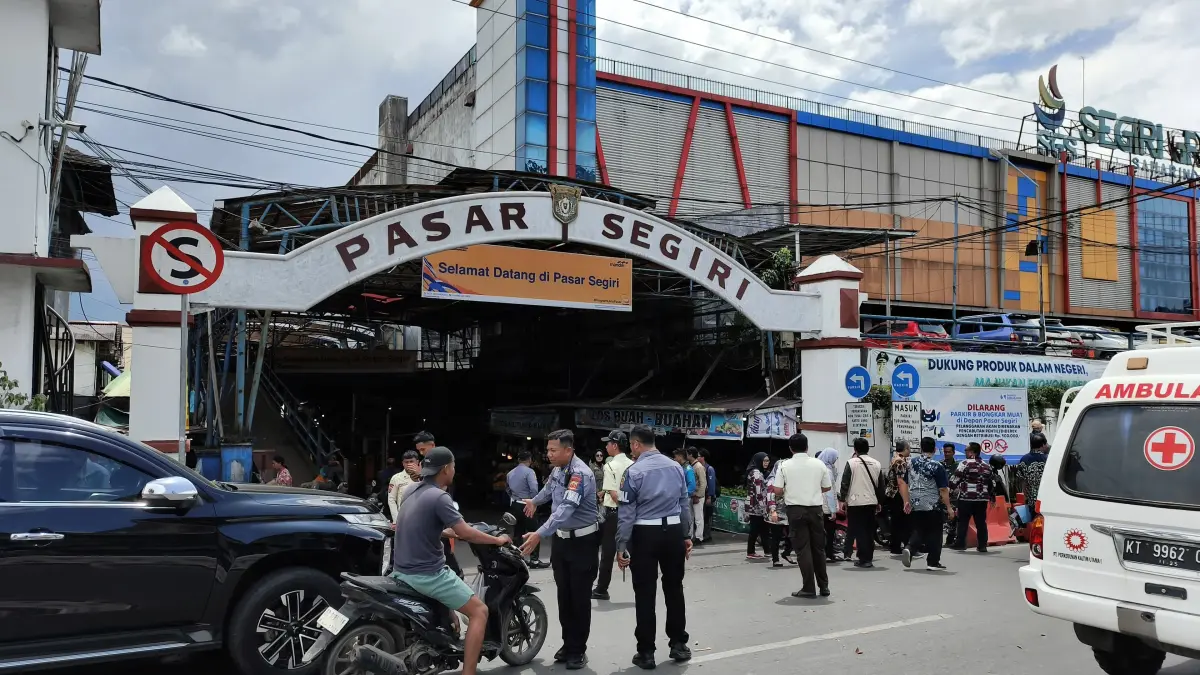 TERTAHAN: Konsep revitalisasi Pasar Segiri telah disiapkan, namun masih menunggu penguatan anggaran daerah.