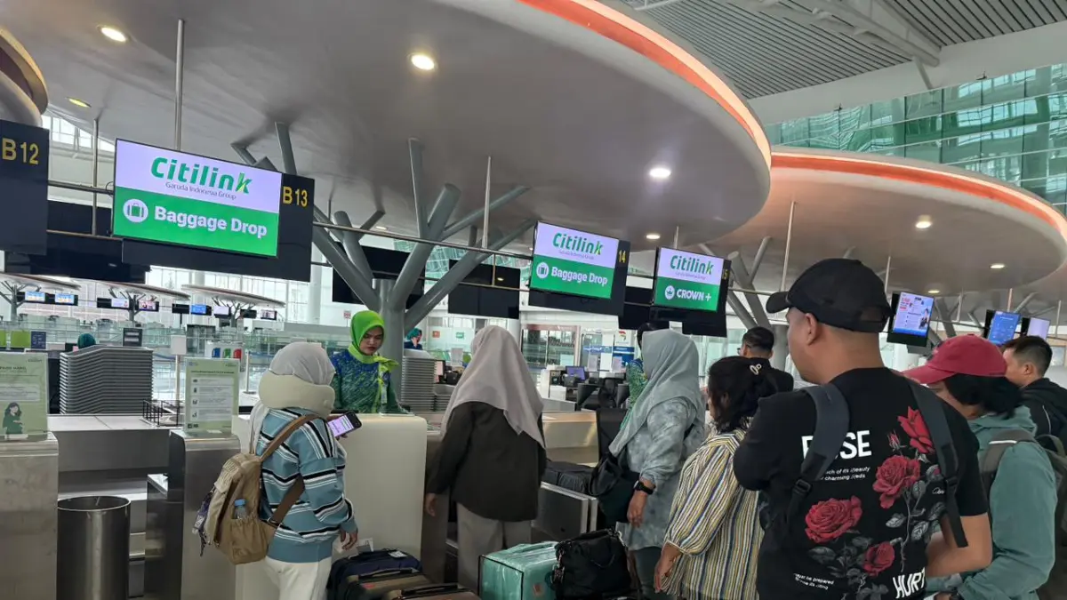 PENERBANGAN: Sektor penerbangan dikenal sebagai industri dengan biaya tinggi. Kenaikan tiket jadi tantangan, terutama Kaltim dengan konektivitas darat dan laut yang terbatas.