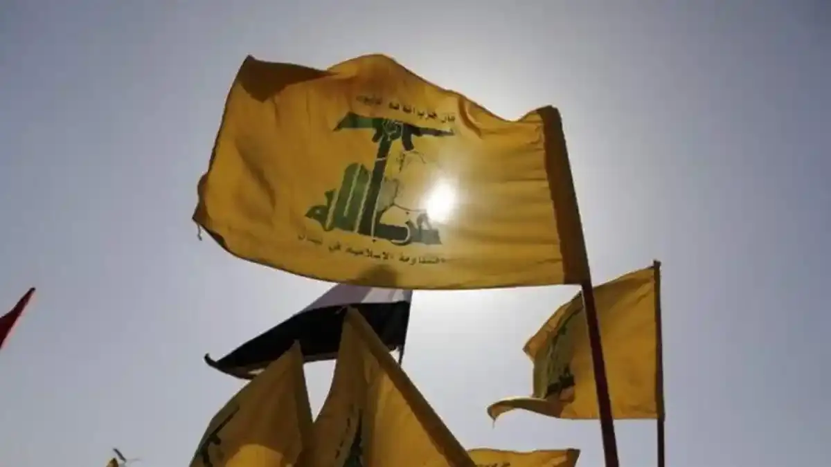 Bendera Hizbullah. 