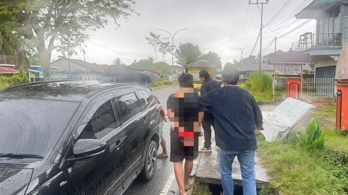 Satreskrim Polres PPU mengamankan terduga pelaku pencuri meteran air yang meresahkan warga.(humas polres ppu/kp)