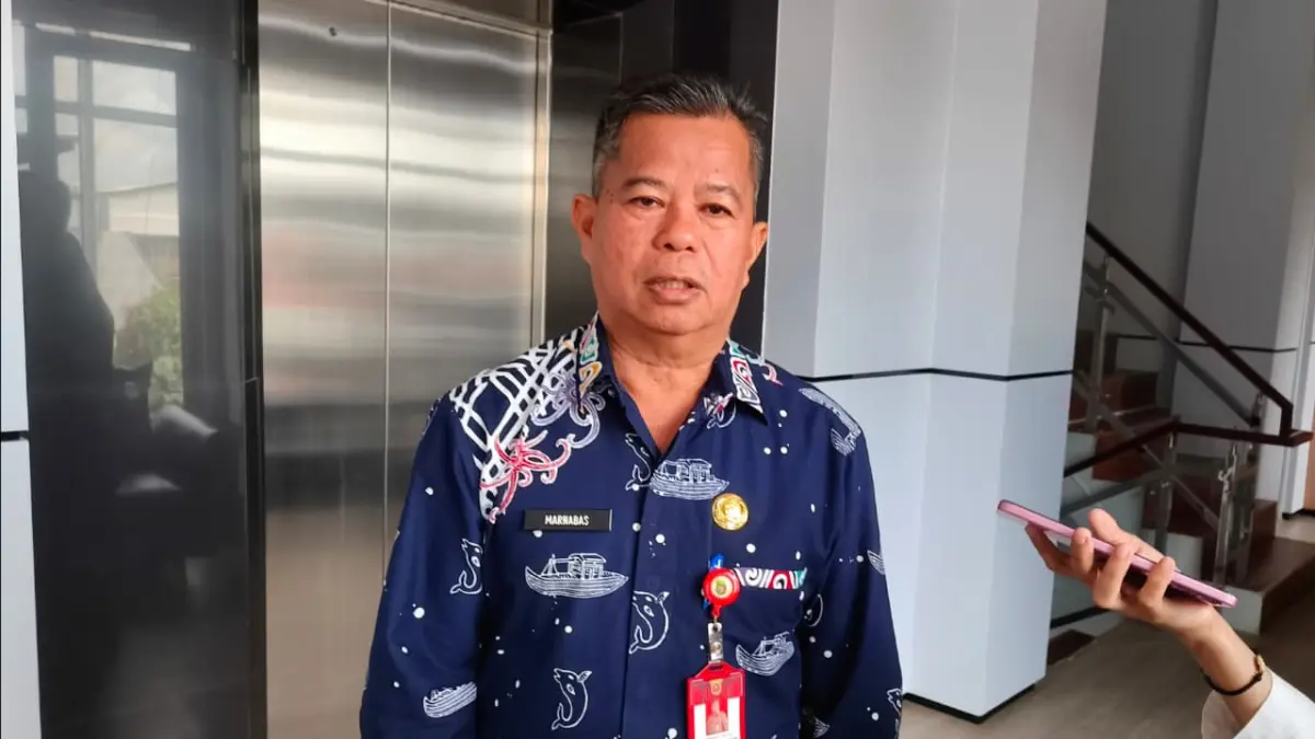 BIROKRASI: Asisten II Setkot Samarinda, Marnabas Patiroy. (HAFIZ/KP)

&nbsp;