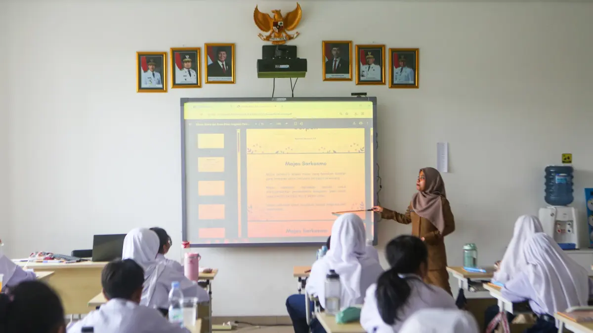 Pemprov Kaltim memastikan transisi dari guru honorer ke guru pengganti berjalan mulus guna mematuhi edaran kementerian tahun 2026. (RAMA SIHOTANG/KP)