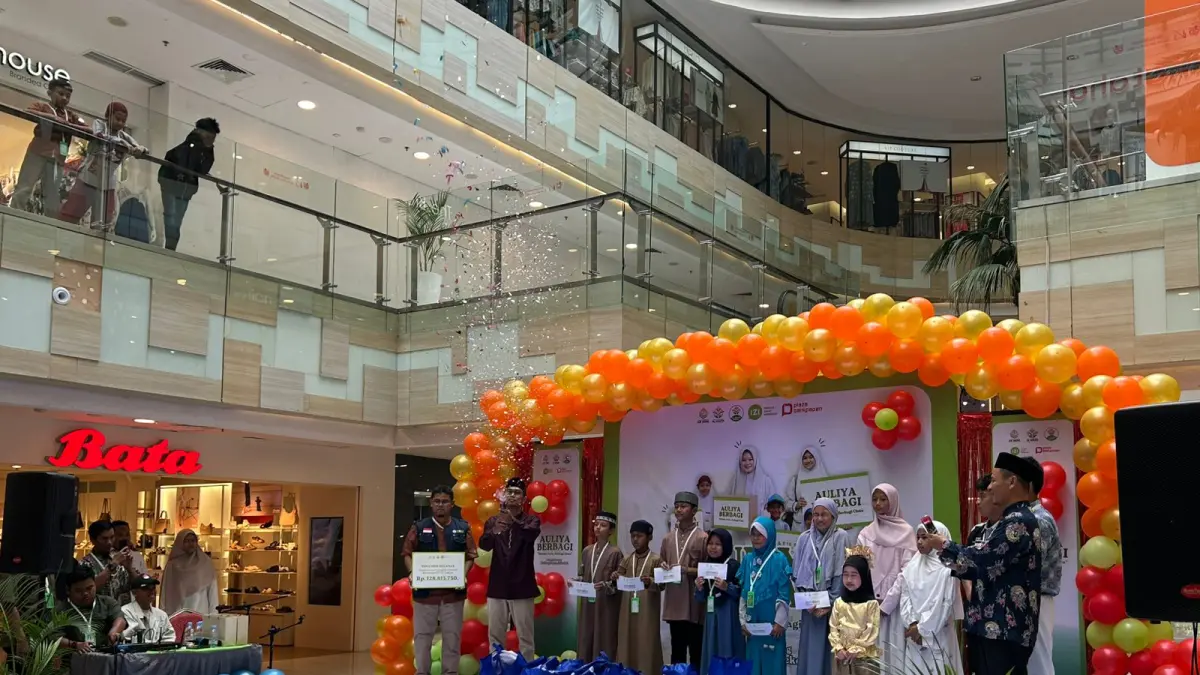 BERBAGI: Yayasan Pendidikan An Nahl Balikpapan mengajak 100 anak yatim berbelanja kebutuhan sekolah menjelang tahun ajaran baru.