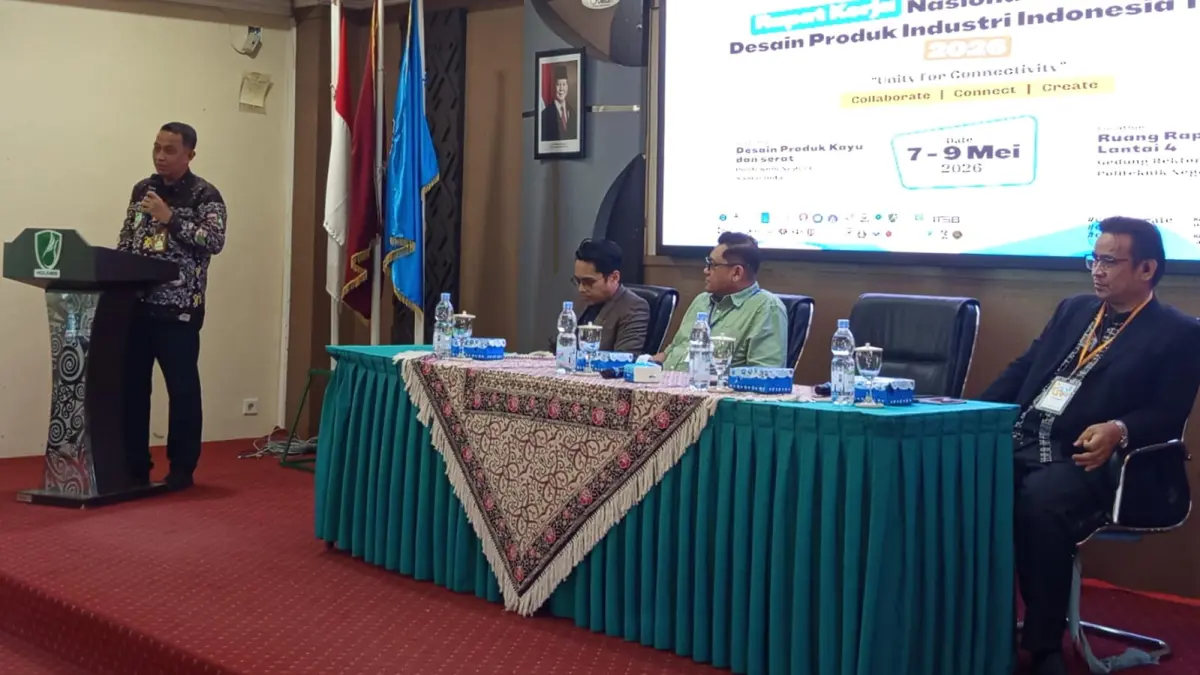 Suasana pembukaan kegiatan oleh wakil direktur 1 Polnes Deddy I.