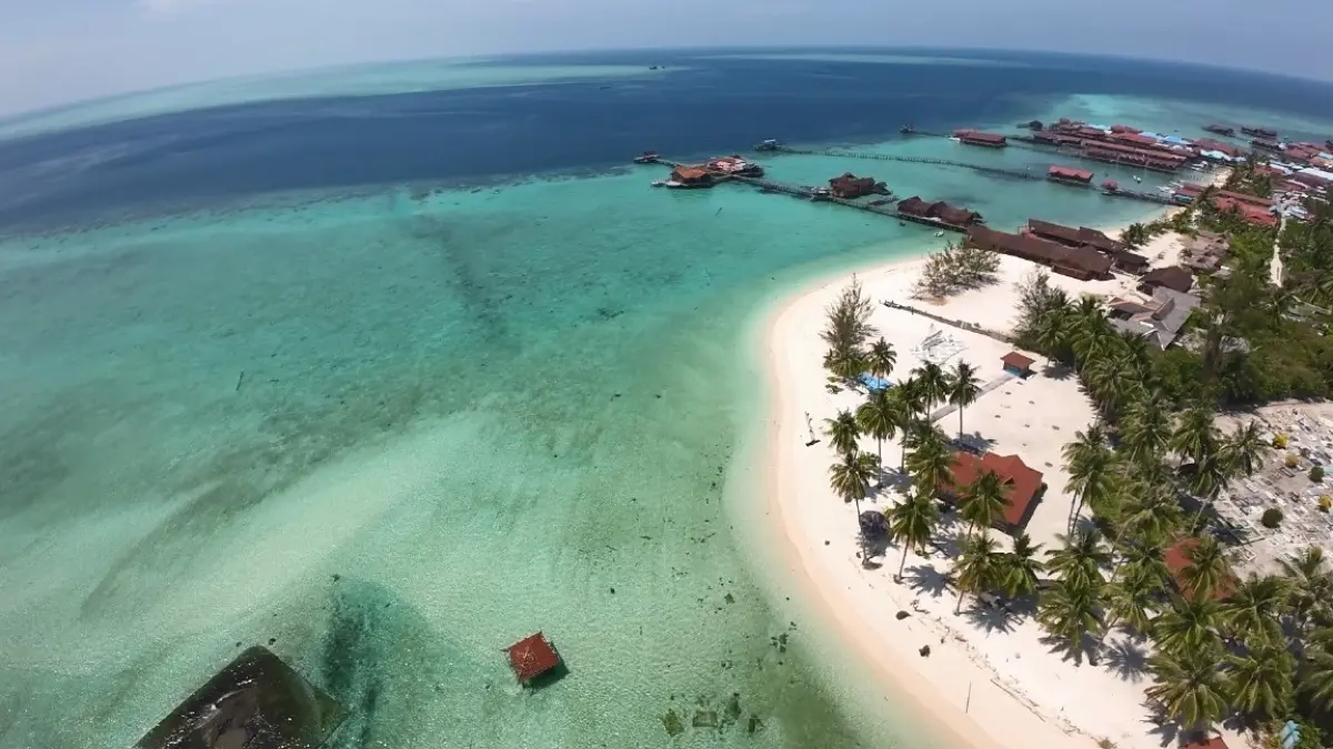 Pulau Derawan, Berau.