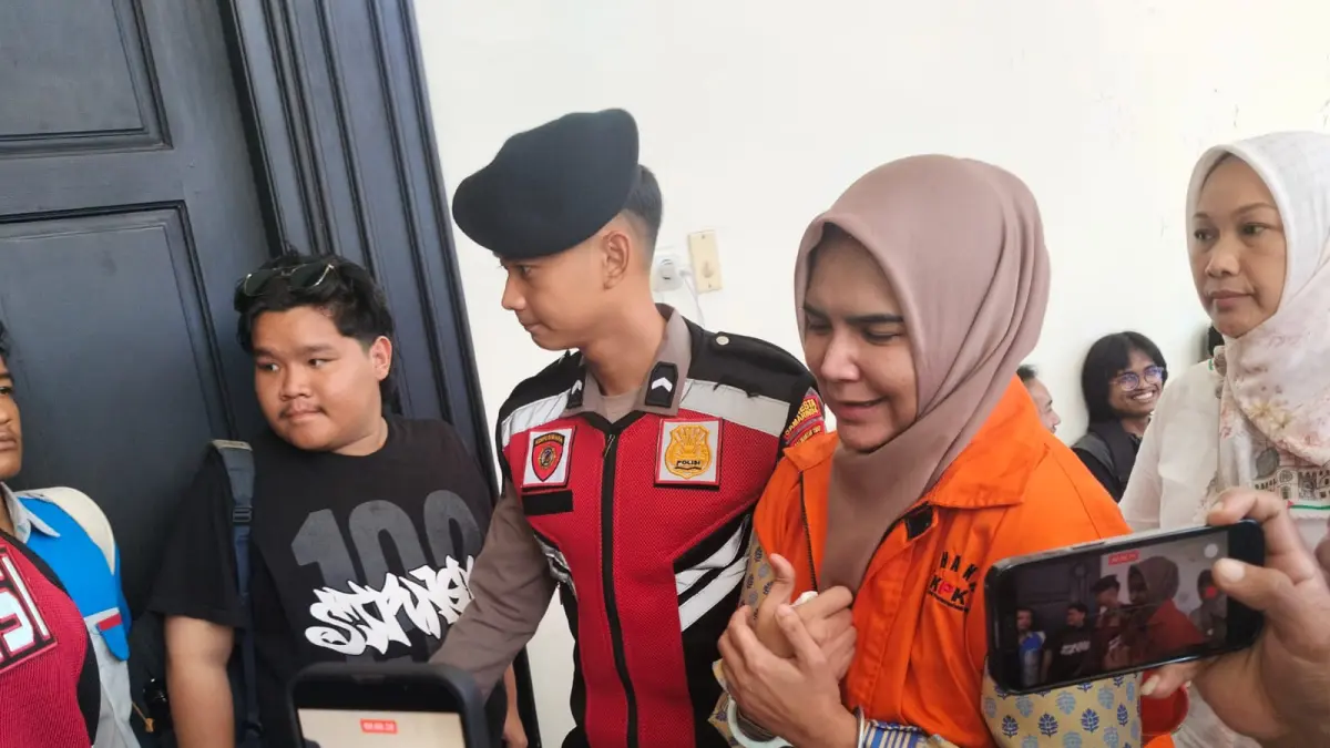 PUTUSAN: Dayang Donna usai menjalani sidang putusan di Pengadilan Tipikor Samarinda, Senin, (11/5/2026). (BAYU/KP)