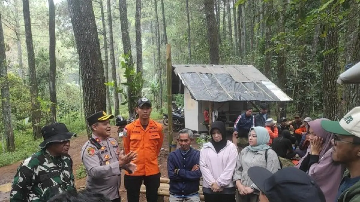 Tim SAR bersama aparat keamanan masih berusaha melakukan pencarian di Gunung Puntang. (FOTO: IST)