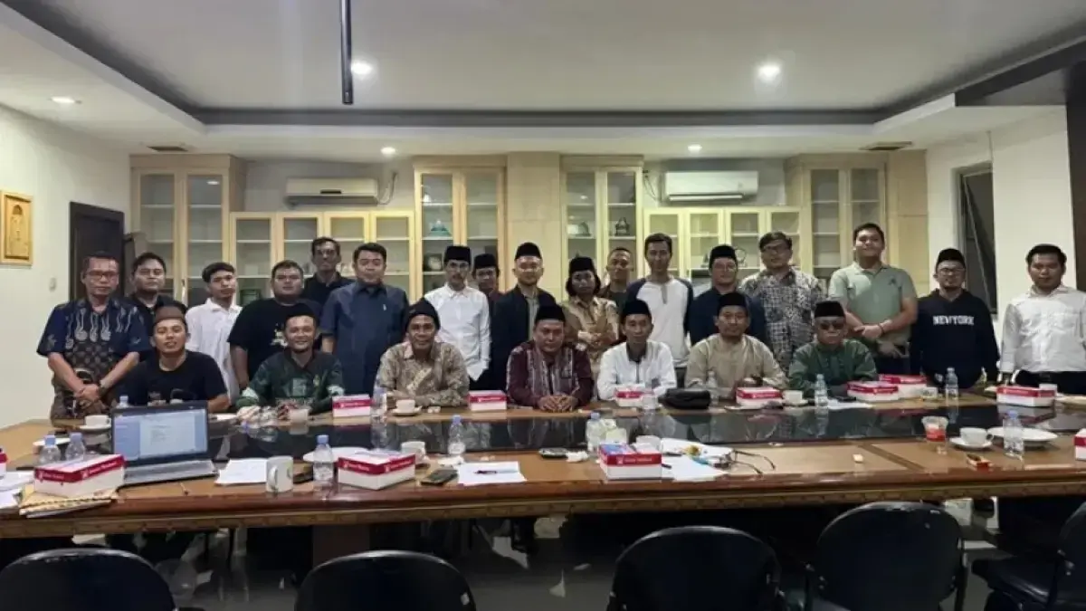 13 pengasuh pondok pesantren di wilayah Jawa Barat mendatangi Lembaga Bantuan Hukum Pimpinan Pusat Gerakan Pemuda Ansor (LBH PP GP Ansor),