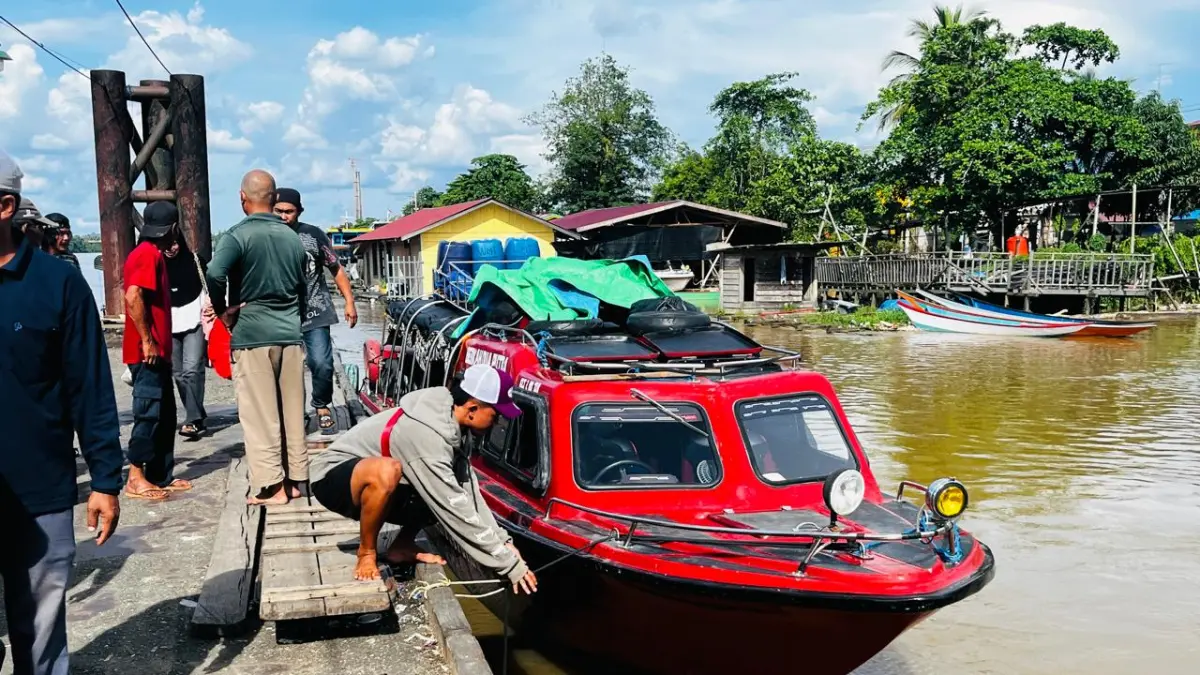 Speed boat bermesin ganda menjadi andalan transportasi cepat penghubung Samarinda dan Kutai Barat. (FOTO: K. SUNARDI/KP)
