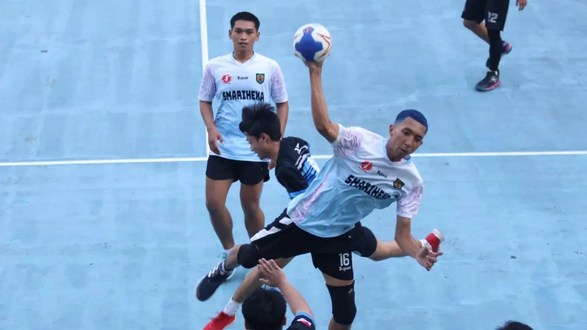 PERSIAPAN: Kejuaraan Handball (Kejurball) Crystalin Championship 2026 masih berlangsung hingga Minggu (17/5) ini. (ANGGI PRADITHA/KP)