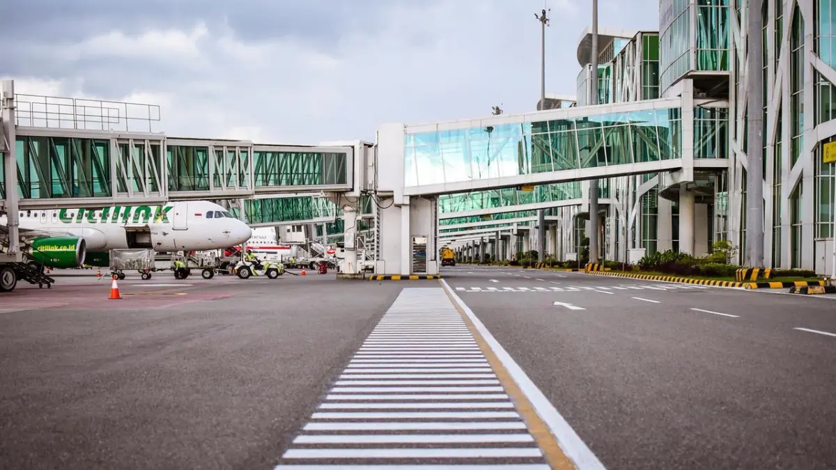WASPADA: BKK Balikpapan memperketat pengawasan pelaku perjalanan luar negeri di Bandara SAMS Sepinggan yang menjadi pintu masuk ke wilayah Kaltim. IST/KP