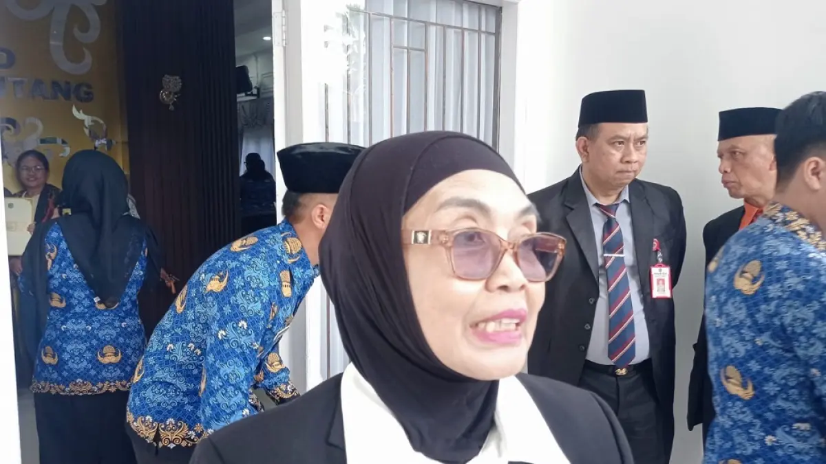 Wali Kota Bontang Neni Moerniaeni.