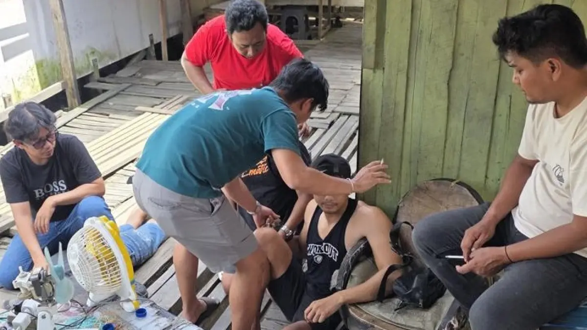 GEREBEK: Tim Ditresnarkoba Polda Kaltim gerebek lokasi terkait aktivitas narkoba.