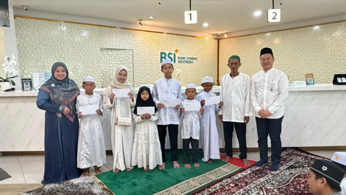 BENTUK SYUKUR: Manajemen Bank Syariah Indonesia Regional Office IX Kalimantan menyalurkan santunan senilai Rp 50 juta kepada anak-anak yatim di berbagai daerah di Kalimantan.