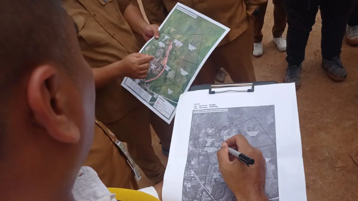 PETA: Penentuan titik lokasi pembangunan sekolah rakyat di Bontang Lestari. (FOTO: ADIEL KUNDHARA/KP)