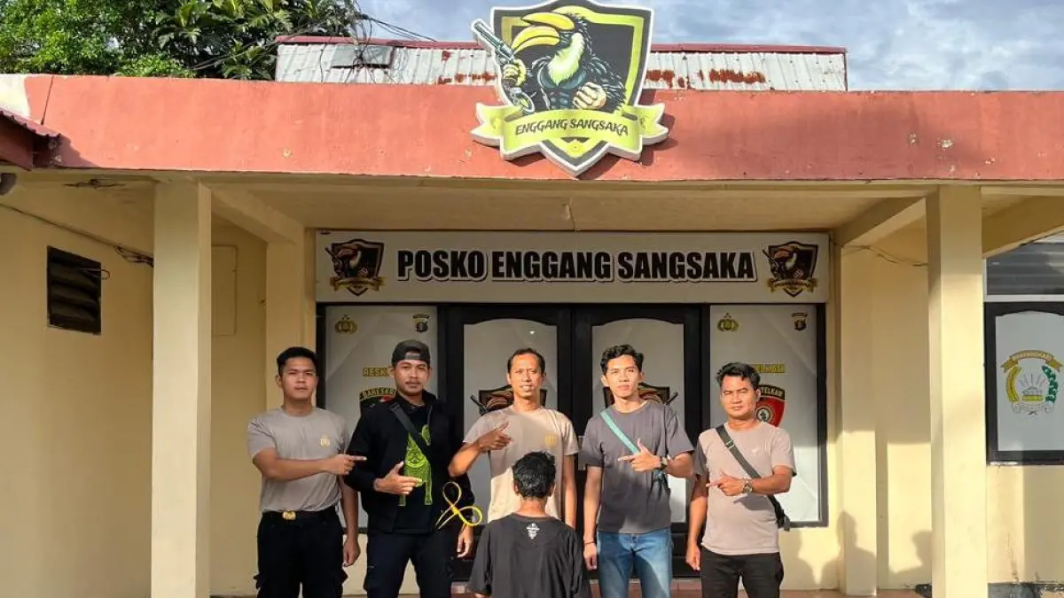 Tim Polsek Sangkulirang mengamankan tersangka berinisial TO (67) dalam kasus dugaan kekerasan terhadap anak di Kecamatan Sangkulirang, Kutai Timur.