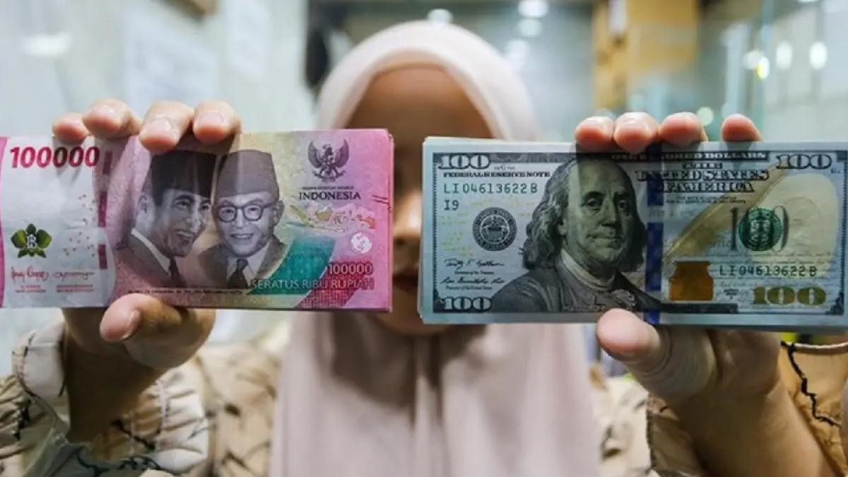 MELEMAH: Rupiah yang kian melemah terhadap dolar.(dtc)